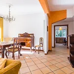 Vomero Family Apartment By Wonderful Italy