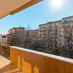 Vomero Family Apartment By Wonderful Italy